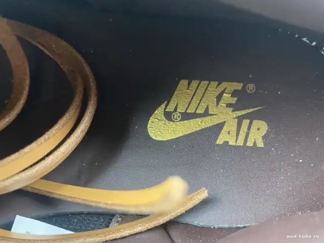 Jordan AJ1 1 x OW Off-Louis LOW Air 0530